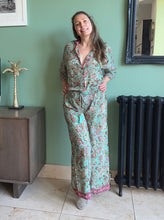 Load image into Gallery viewer, Silk Shirt &amp; Trouser Set - Pink/Blue Paisley