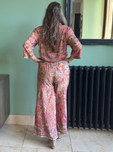 Load image into Gallery viewer, Silk Shirt &amp; Trouser Set - Pink/Gold Paisley